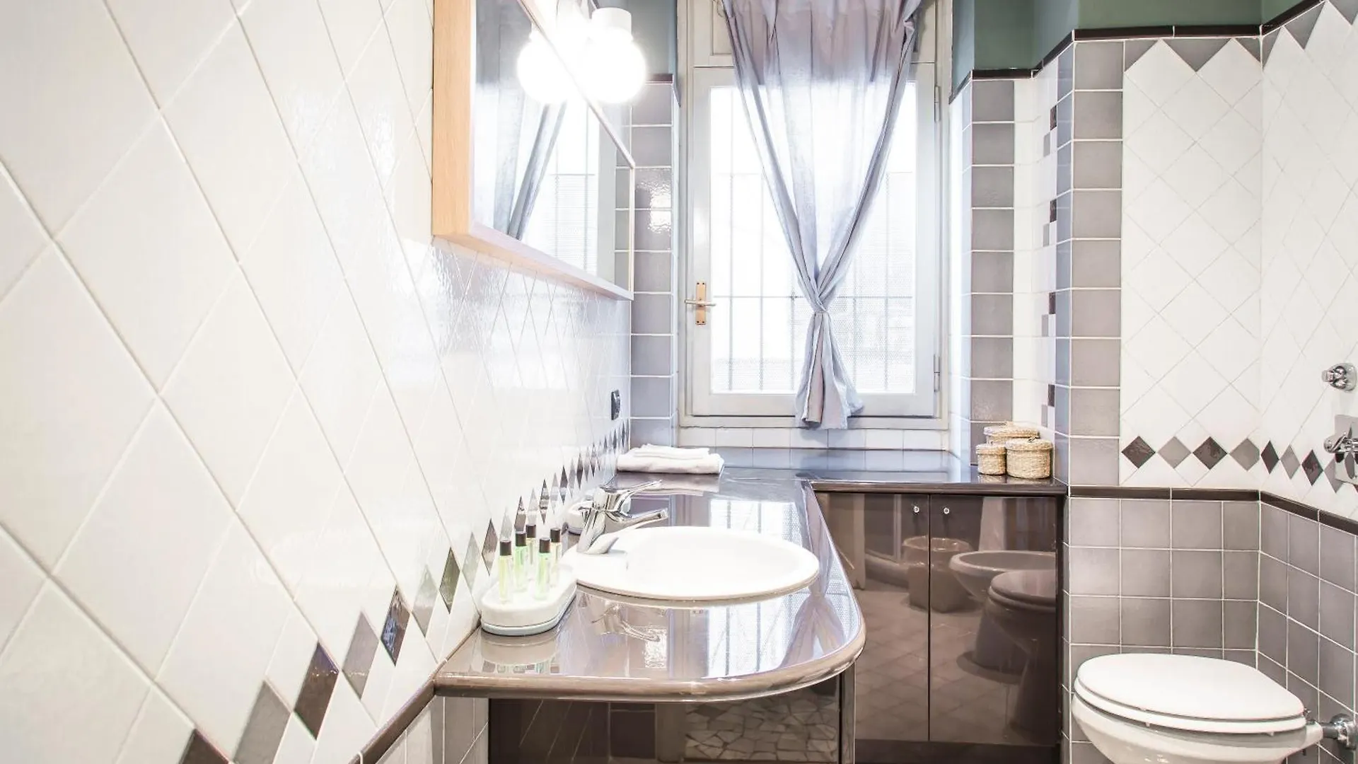 מילאנו Margreth Apartment איטליה